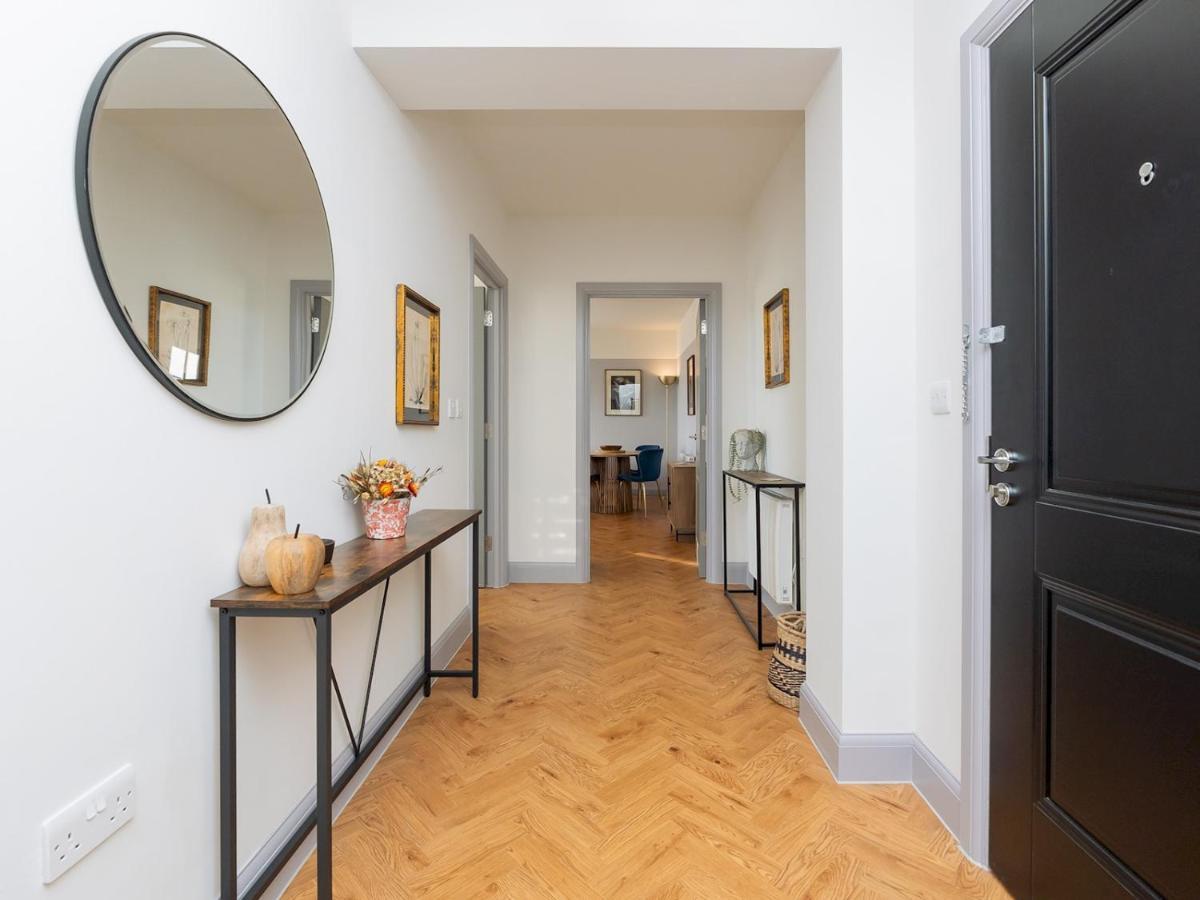 Pass The Keys Stunning 2 Bed Retreat In The Heart Of Bath Lejlighed Eksteriør billede