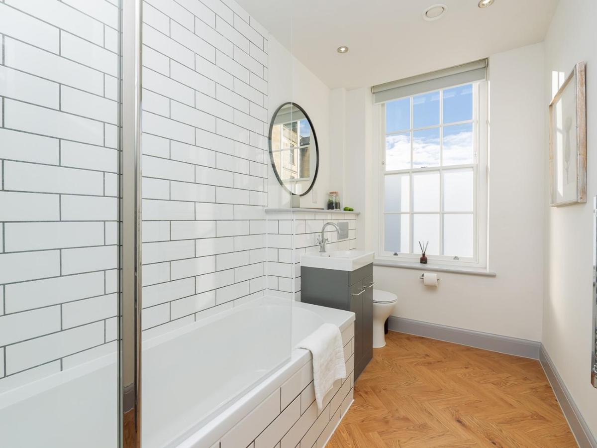 Pass The Keys Stunning 2 Bed Retreat In The Heart Of Bath Lejlighed Eksteriør billede
